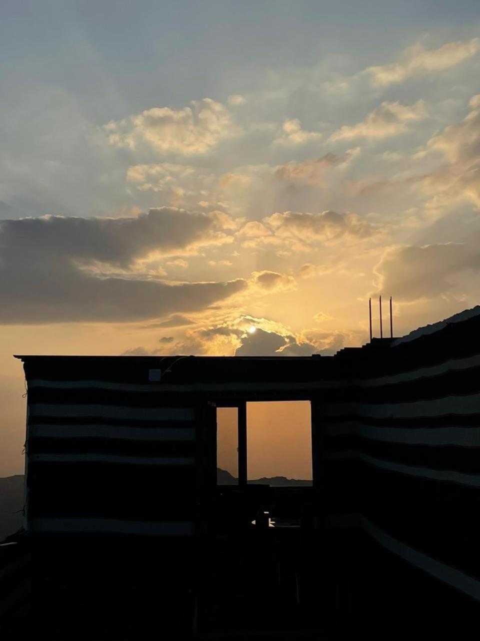 Plaza View Hostel Aţ Ţayyibah Bagian luar foto